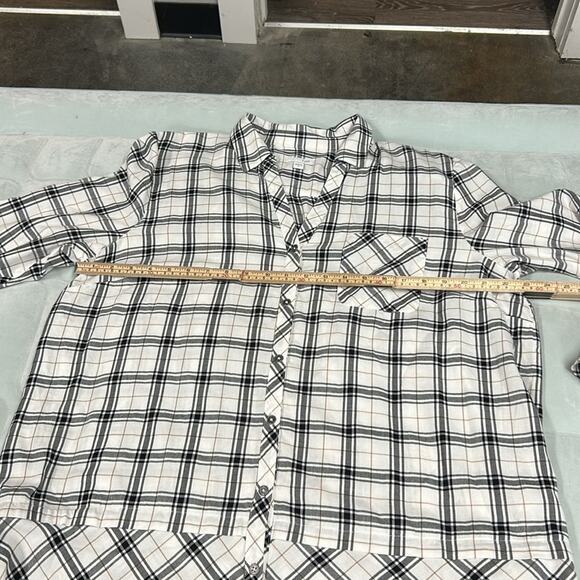 J Jill Women’s Size XL Flannel White Plaid Curved Hem Tunic Button Cotton Shirt - Picture 3 of 7